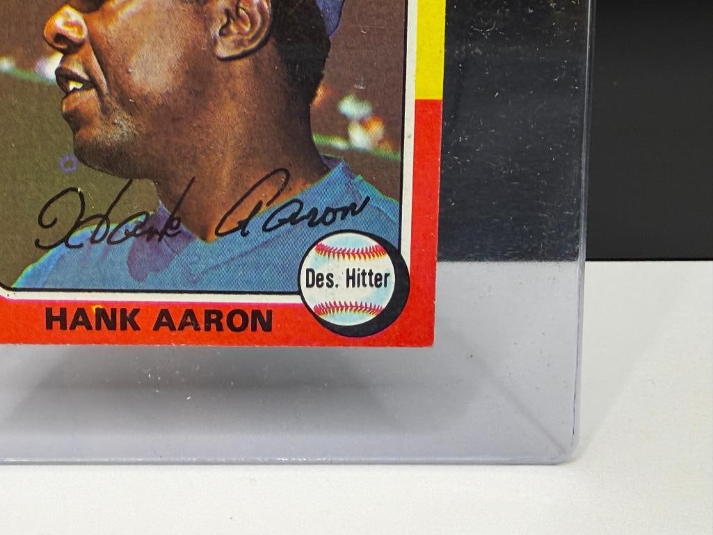 1975 TOPPS #660 HANK AARON BASEBALL CARD - 4