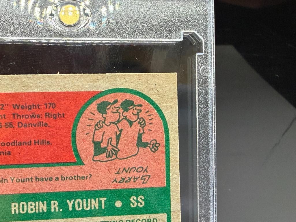 1975 TOPPS #223 ROBIN YOUNT ROOKIE BASEBALL CARD - 10