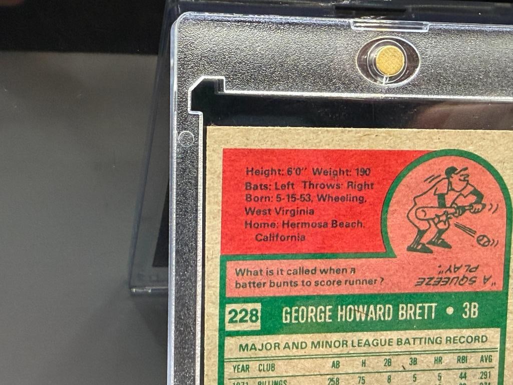 1975 TOPPS #228 GEORGE BRETT ROOKIE BASEBALL CARD - 8
