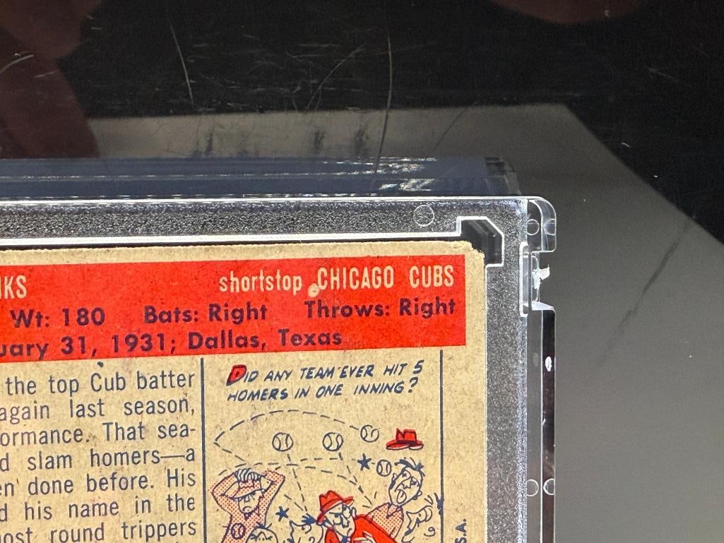 1957 TOPPS #55 ERNIE BANKS BASEBALL CARD - 9