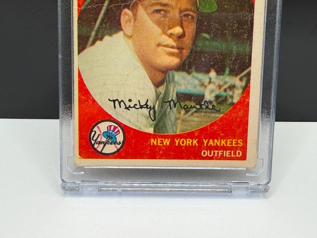 1959 TOPPS #10 MICKEY MANTLE BASEBALL CARD - 3