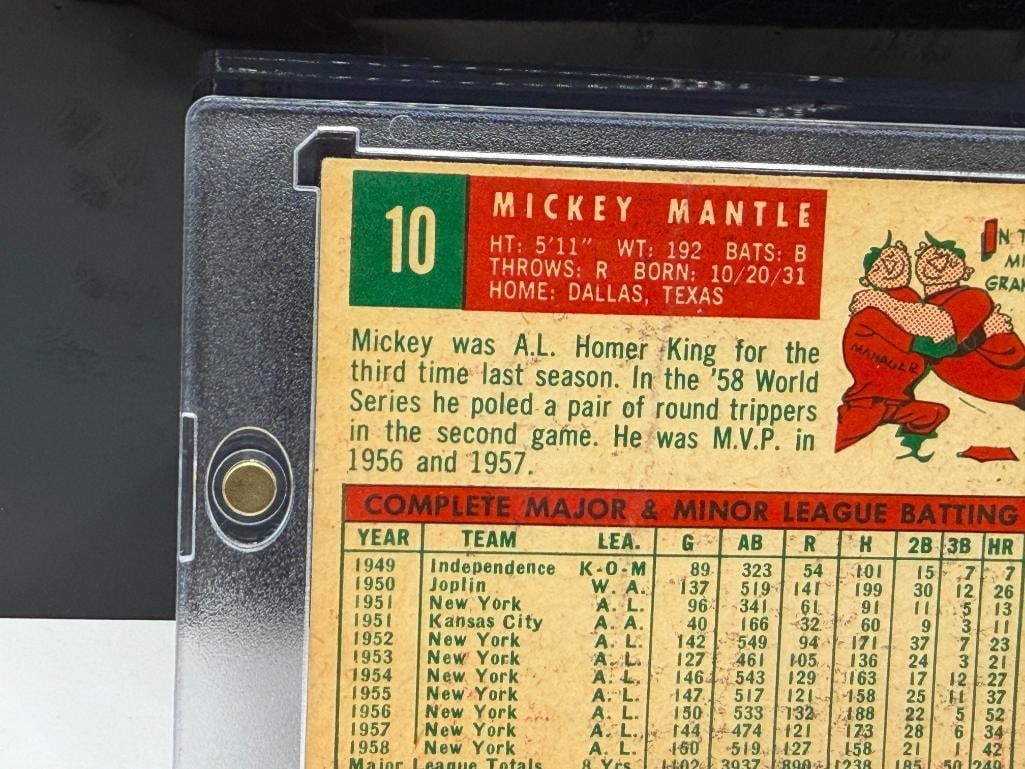 1959 TOPPS #10 MICKEY MANTLE BASEBALL CARD - 7