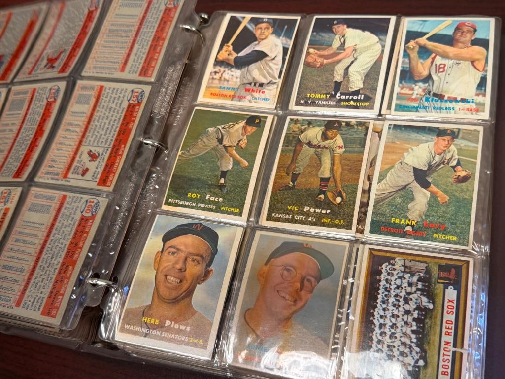 1957 TOPPS BASEBALL CARD SET - 13