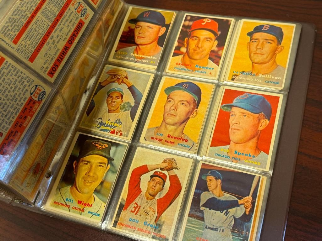 1957 TOPPS BASEBALL CARD SET - 20