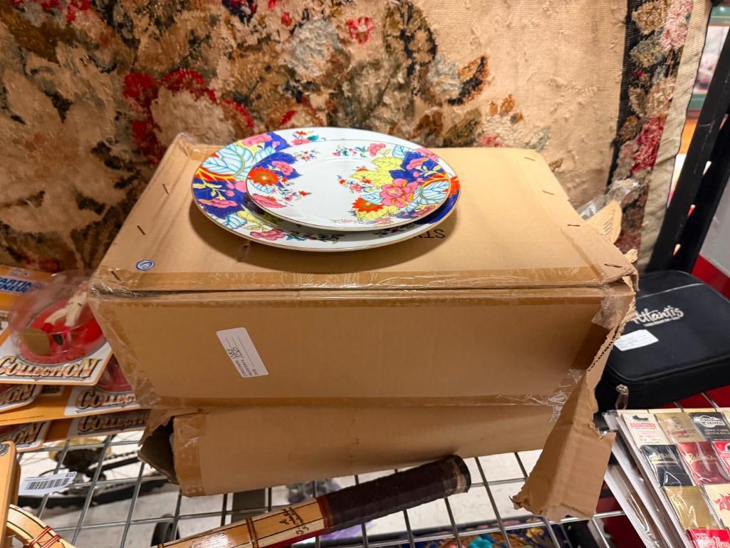 IMPERIAL LEAF CHINA SET INCLUDING DINNER PLATES, BREAD PLATES, AND CUPS IN ORIGINAL PACKAGING - 2