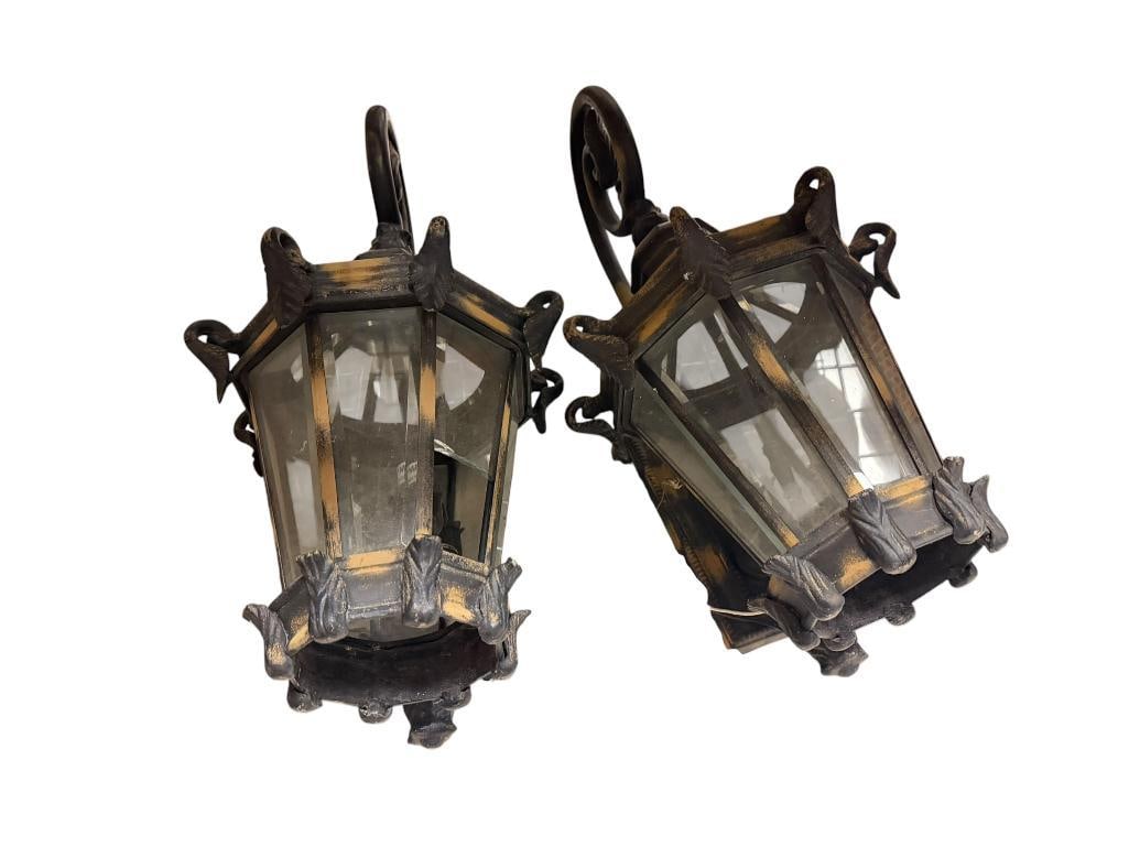 PAIR OF INDUSTRIAL STYLE PORCH LIGHTS FEATURING ANTIQUE LANTERN DESIGN (1 of 9)