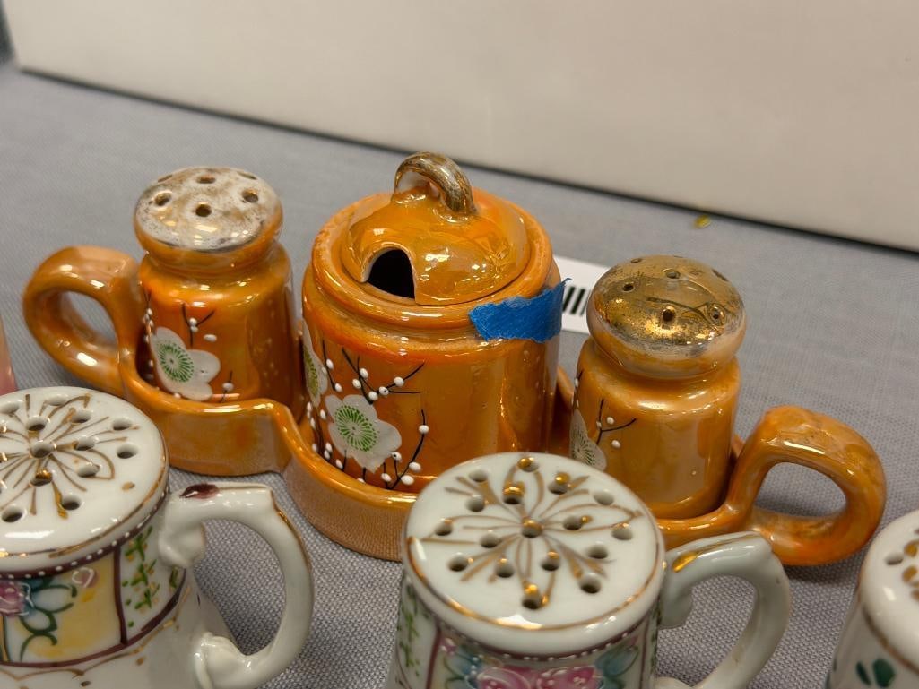 VINTAGE / MID-CENTURY SALT AND PEPPER SHAKER COLLECTION, PORCELAIN, CHINA, LUSTERWARE, HAND PAINTED - 5