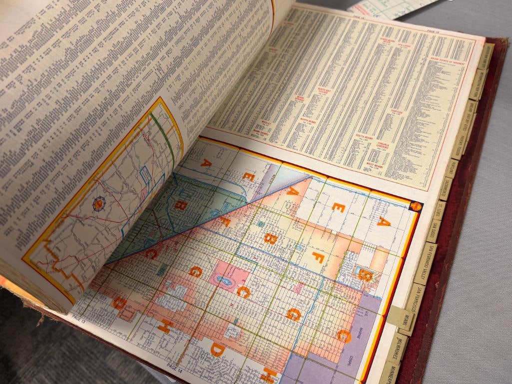 1957 VINTAGE SHELL OIL CO. BOUND SERVICE STATION ROAD MAPS OF THE UNITED STATES - 7