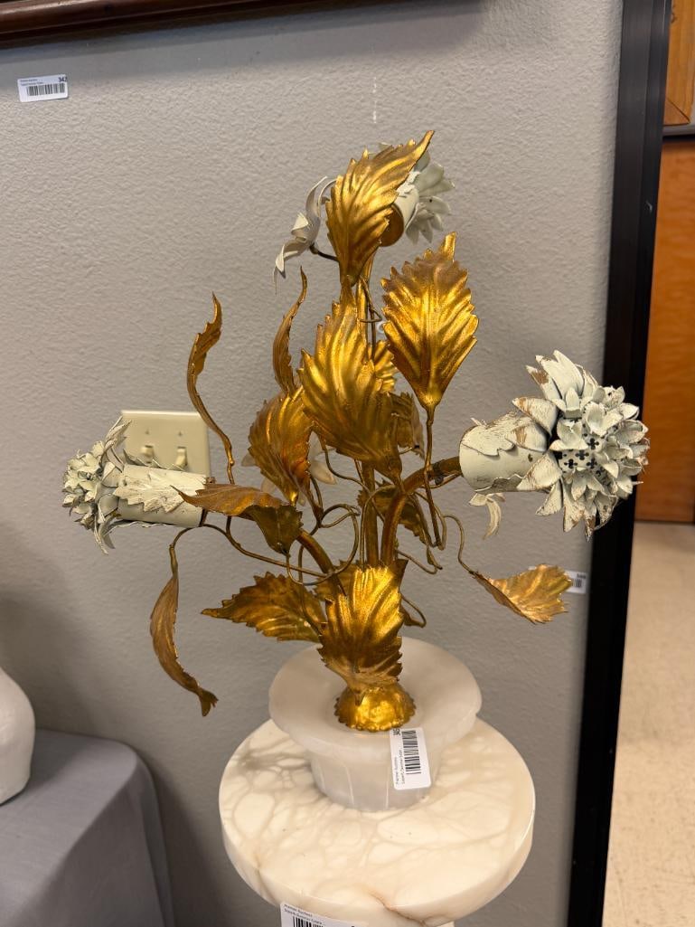 VINTAGE ITALIAN TOLE FLORAL BOUQUET TABLE LAMP GOLD GILT LEAVES IN STONE PLANTER HOLLYWOOD REGENCY: DESIGNED IN HOLLYWOOD DESIGN, FEATURES THREE ILLUMINATING FLOWER IN STONE PLANTER, TESTED + 21" H