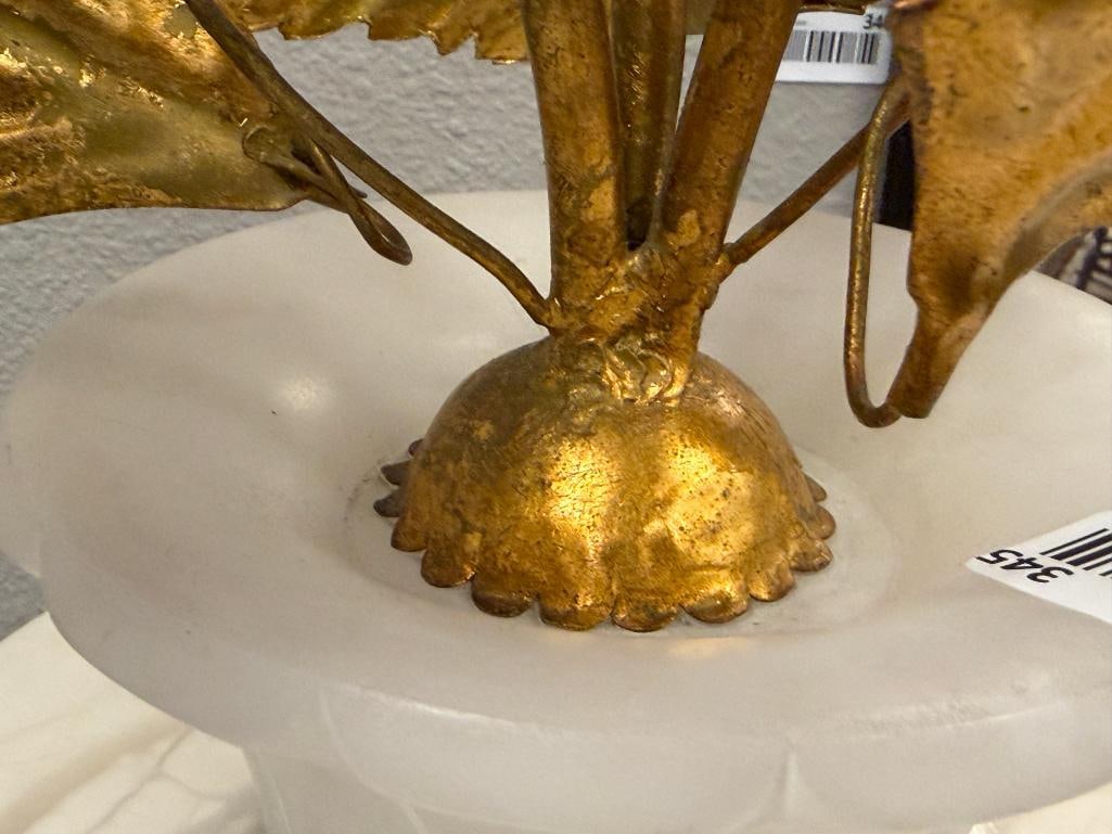 VINTAGE ITALIAN TOLE FLORAL BOUQUET TABLE LAMP GOLD GILT LEAVES IN STONE PLANTER HOLLYWOOD REGENCY - 7