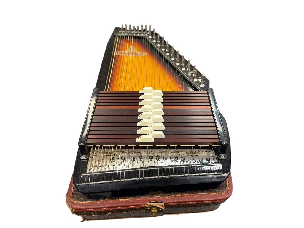 VINTAGE 36 STRING RHYTHM CHROMOHARP 15-CHORD AUTOHARP SUNBURST FINISH (1 of 15)
