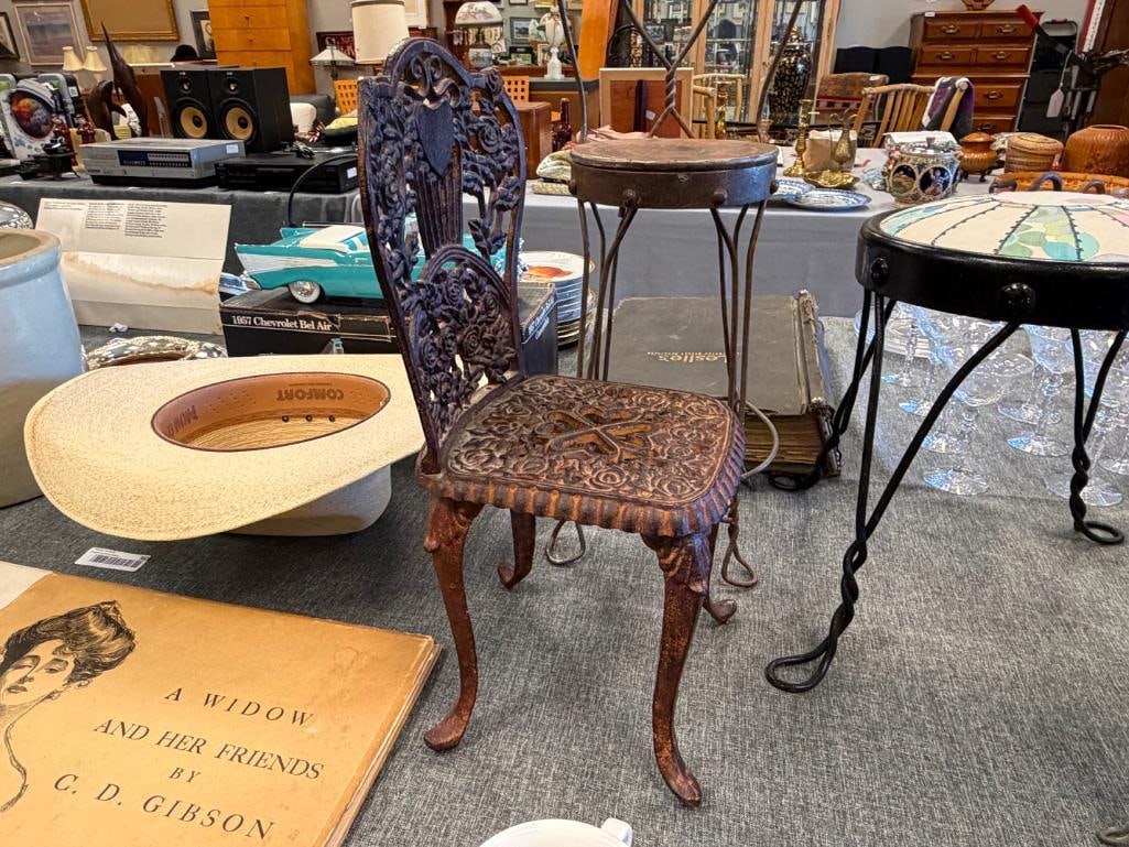FOUR VINTAGE DOLL FURNITURE CHAIRS CAST IRON CHAIR, BENT WIRE STOOL, SODA PARLOR CHAIR AND STOOL - 10