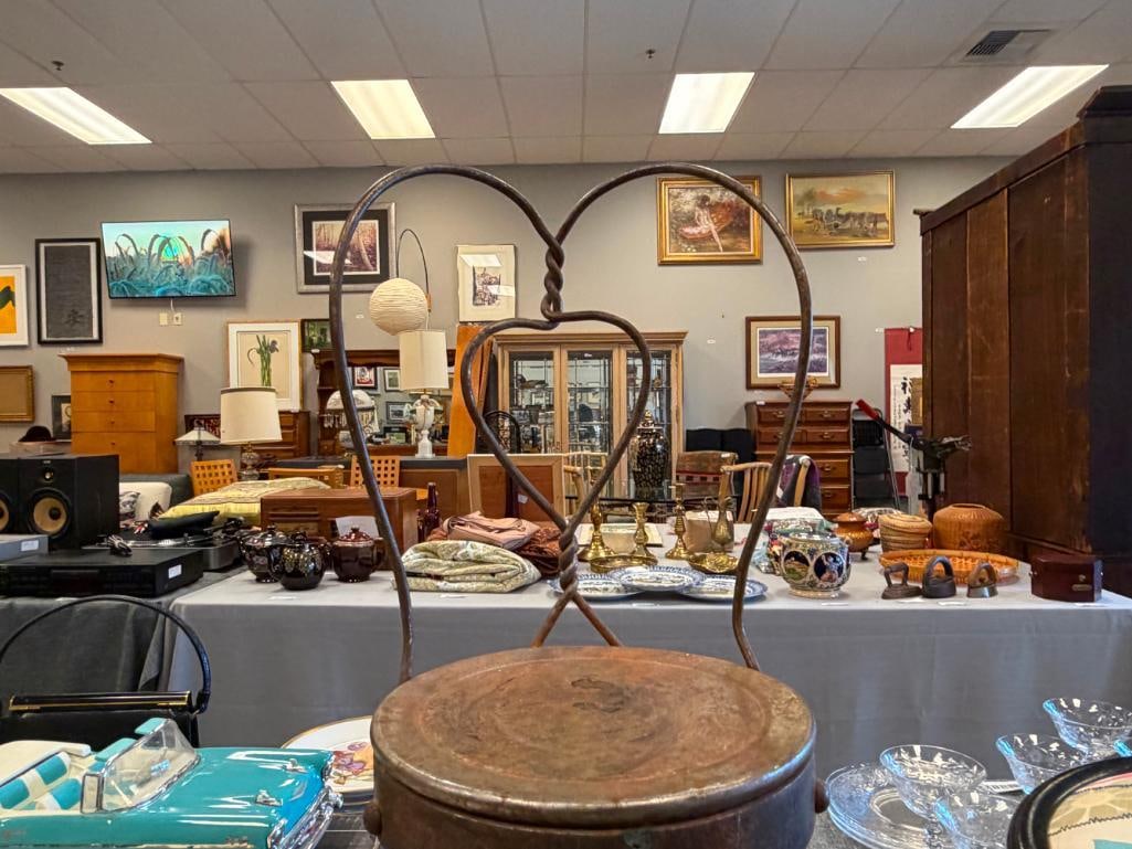FOUR VINTAGE DOLL FURNITURE CHAIRS CAST IRON CHAIR, BENT WIRE STOOL, SODA PARLOR CHAIR AND STOOL - 16