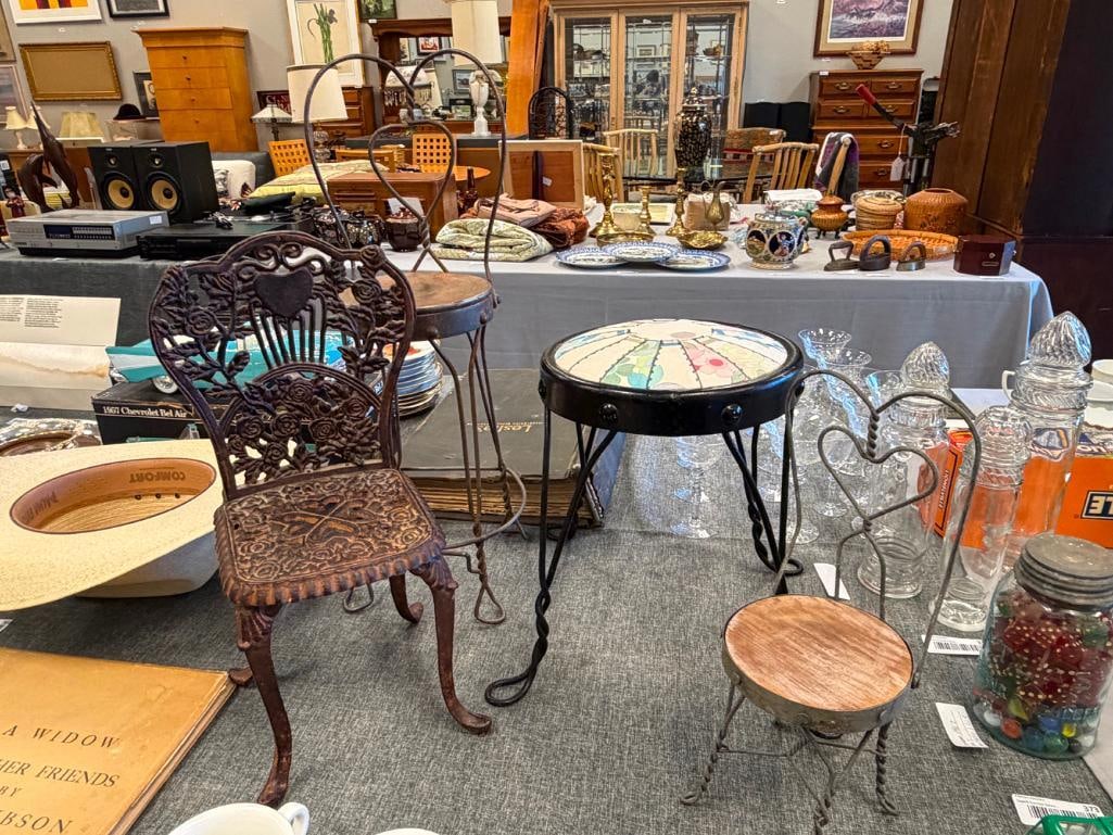 FOUR VINTAGE DOLL FURNITURE CHAIRS CAST IRON CHAIR, BENT WIRE STOOL, SODA PARLOR CHAIR AND STOOL - 2