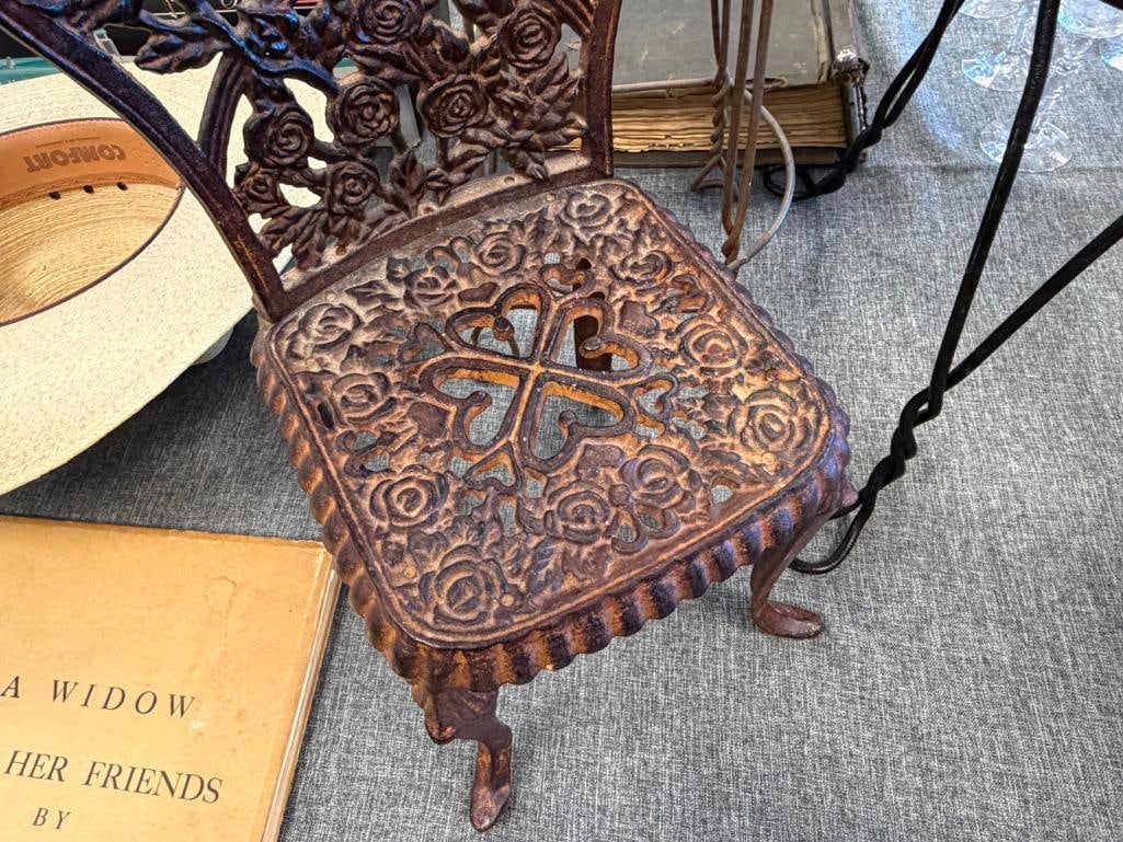 FOUR VINTAGE DOLL FURNITURE CHAIRS CAST IRON CHAIR, BENT WIRE STOOL, SODA PARLOR CHAIR AND STOOL - 8