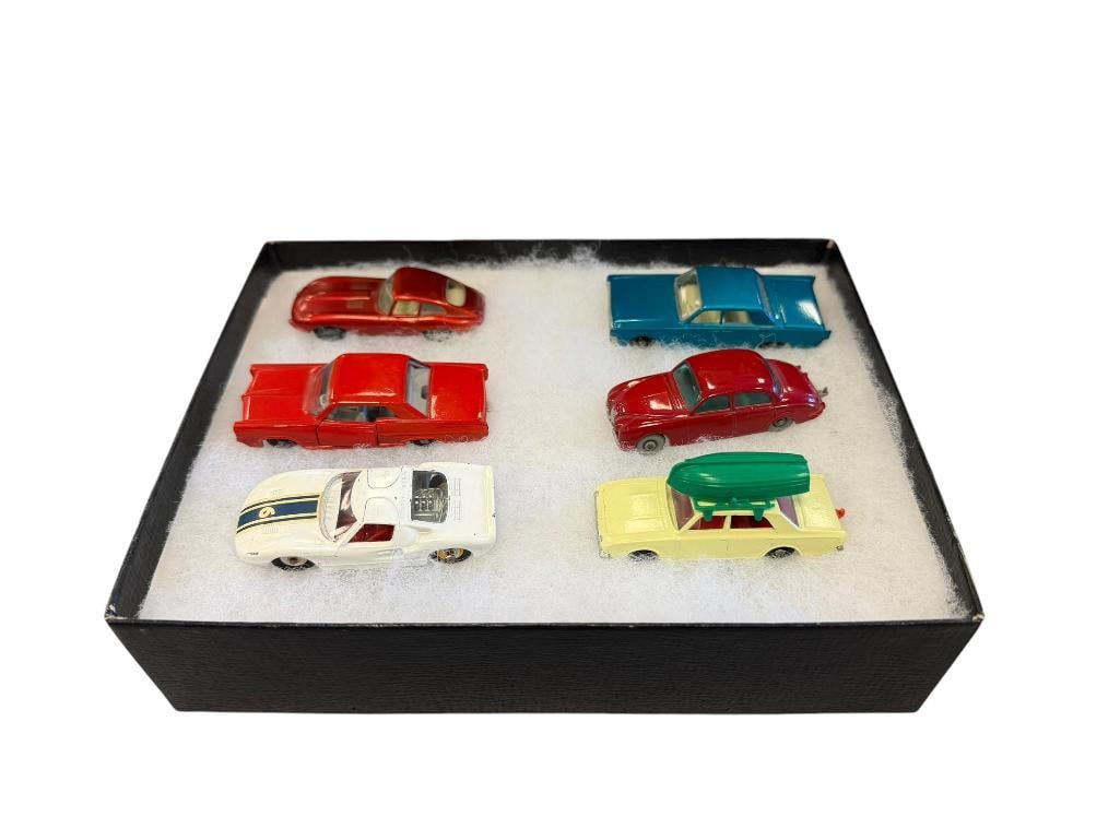 VINTAGE LESNEY / MATCHBOX DIE-CAST TOY CARS MADE IN ENGLAND (1 of 17)