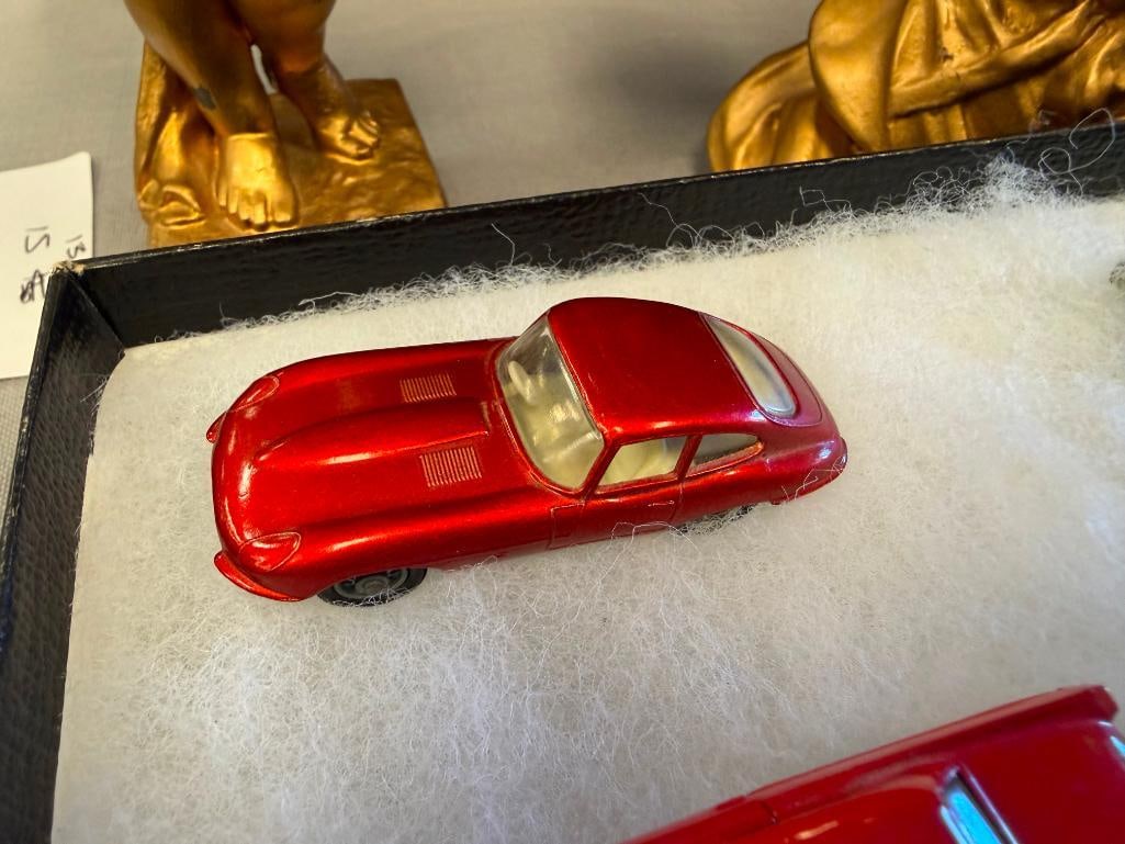VINTAGE LESNEY / MATCHBOX DIE-CAST TOY CARS MADE IN ENGLAND - 8