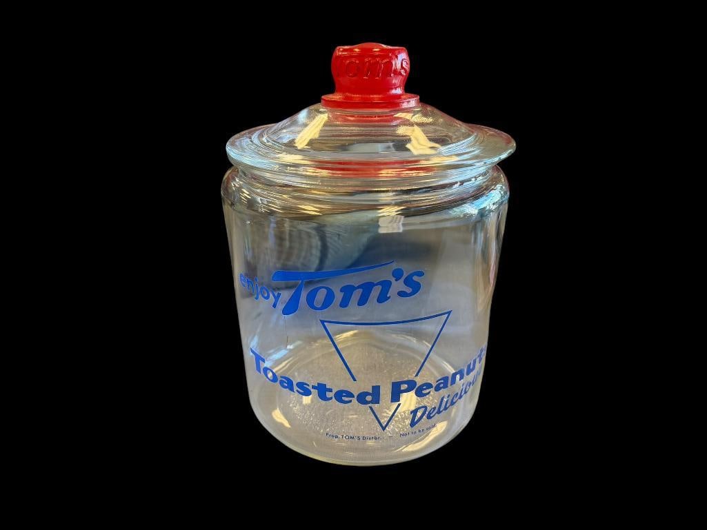 CIRCA 1950'S TOM'S TOASTED PEANUTS COUNTER TOP / GENERAL STORE GLASS JAR - 2