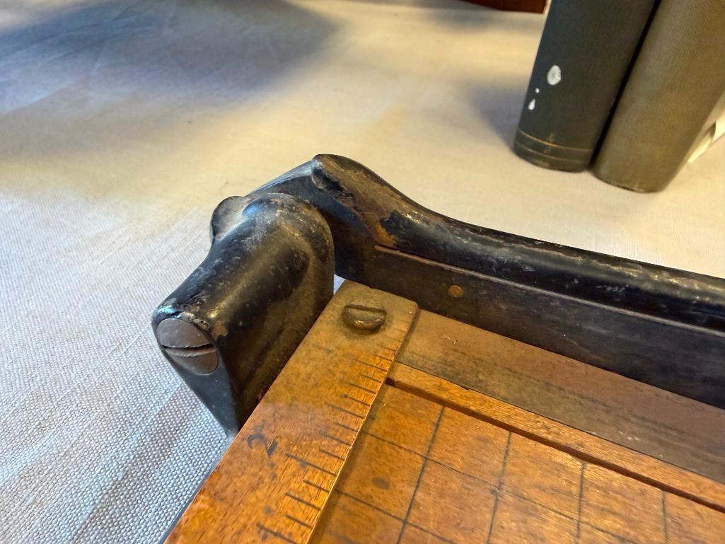 VINTAGE EASTMAN KODAK NO. 1 GUILLOTINE FILM SLICER / TRIMMER WOOD AND CAST IRON - 5