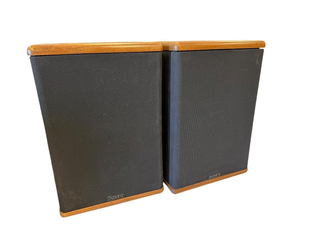 PAIR OF VINTAGE BABY ADVENT II BOOKSHELF SPEAKERS (1 of 10)