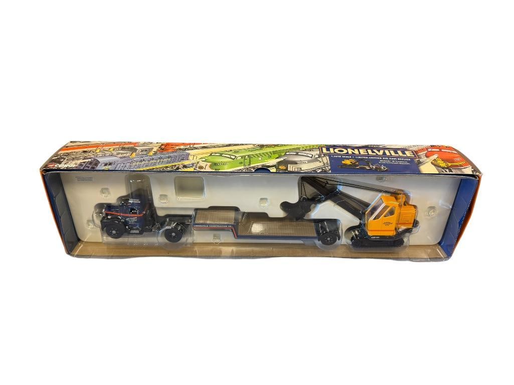 CORGI LIONELVILLE 1/50 DIE-CAST MACK B LOWBOY WITH LUFFING SHOVEL LIMITED EDITION (1 of 8)
