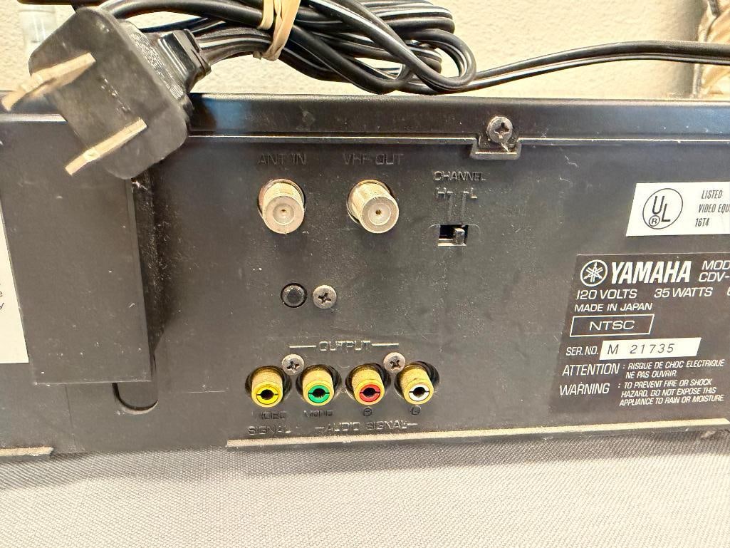 YAMAHA COMBINATION PLAYER MODEL CDV-1000 - 10