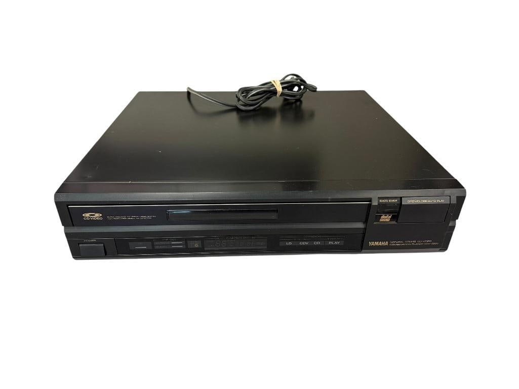YAMAHA COMBINATION PLAYER MODEL CDV-1000 (1 of 10)