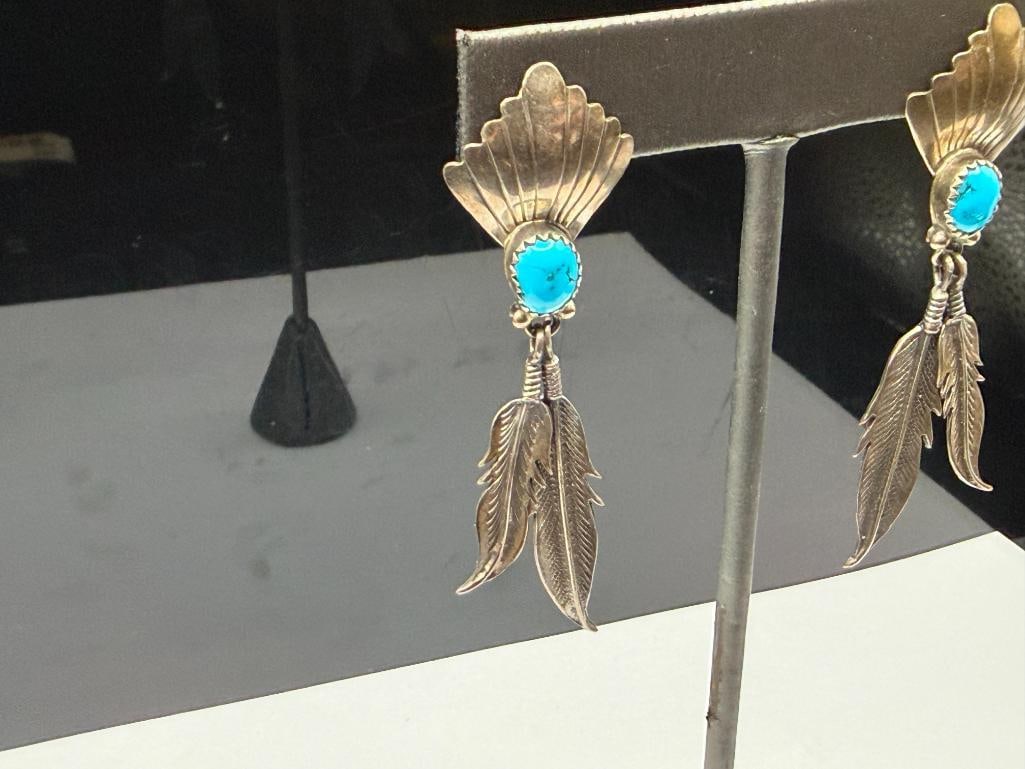 PAIR OF NAVAJO ARTIST SIGNED STERLING SILVER TURQUOISE FEATHER DANGLE EARRINGS - 2