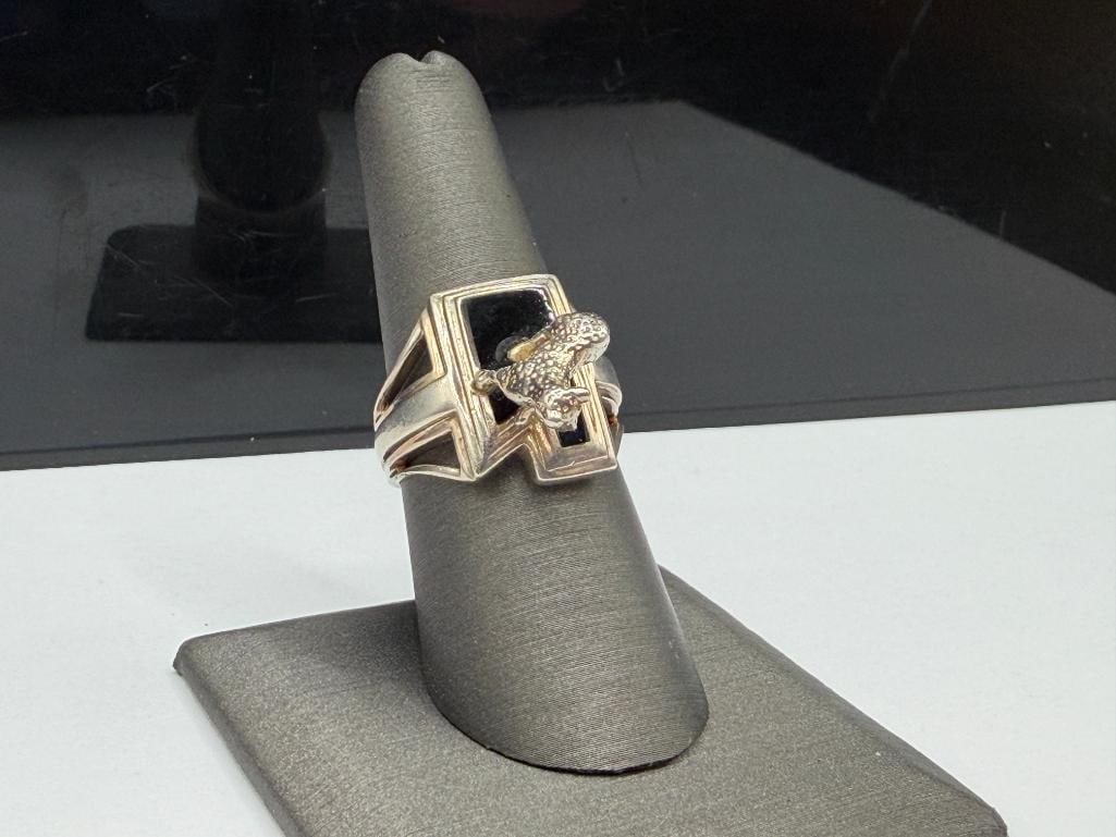 STERLING SILVER ONYX INLAY AND FIGURAL CHEETAH RING FEATURING A UNIQUE DESIGN - 3