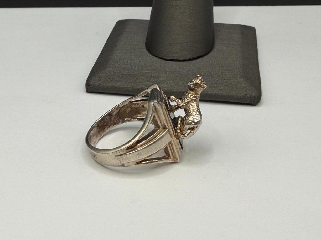 STERLING SILVER ONYX INLAY AND FIGURAL CHEETAH RING FEATURING A UNIQUE DESIGN - 5