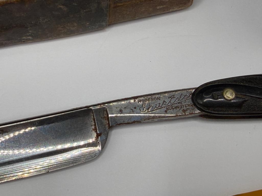 FOUR ANTIQUE STRAIGHT RAZORS INCLUDING GENEVA CUTLERY, 850 SCHUMATE RAZOR, ROBESON SHUREDGE, ETC. - 7
