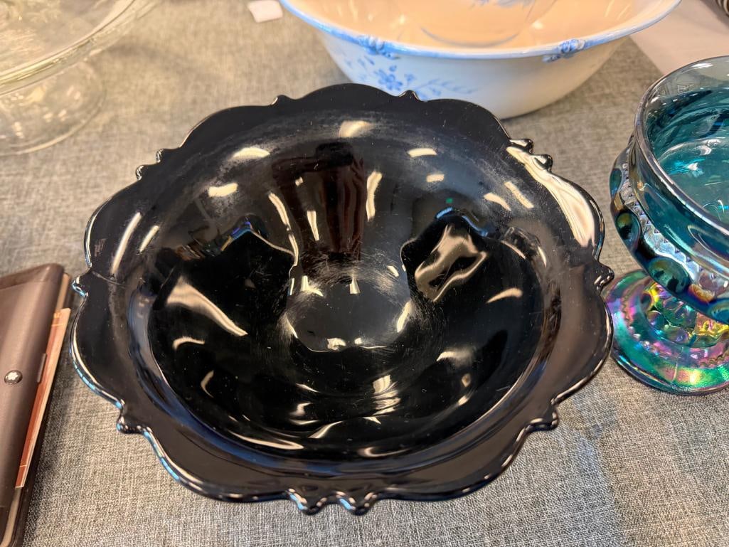 ART DECO MOUNT PLEASANT BLACK AMETHYST THREE FOOTED BOWL AND CARNIVAL GLASS KINGS CROWN GOBLET - 3