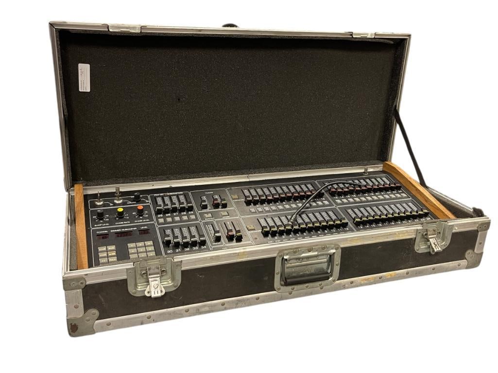 TEATRONICS THE PRODUCER DMX STAGE LIGHTING CONSOLE 24 CHANNEL (1 of 12)