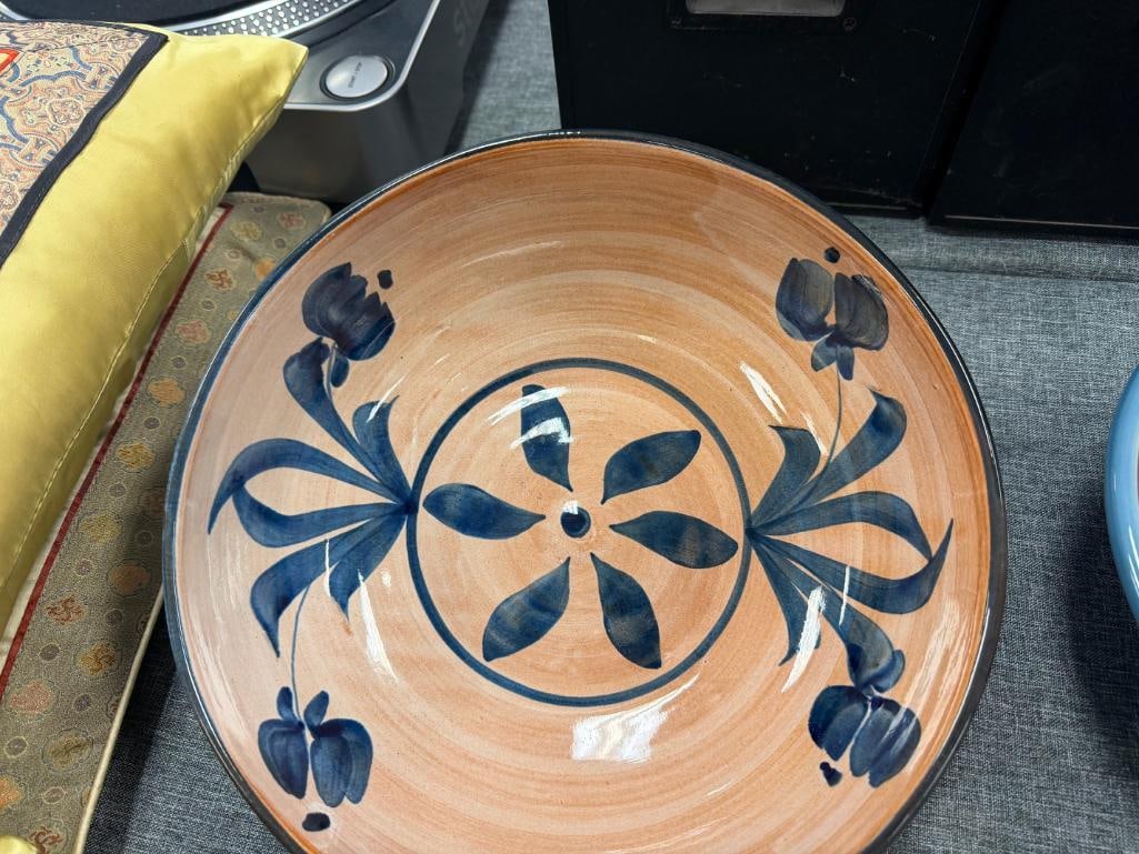 ASSORTED POTTERY DISHES FROM LOCAL POTTER JOE WINTER, VINTAGE CERASARDA ITALIAN BOWL AND HUNT DISH - 11