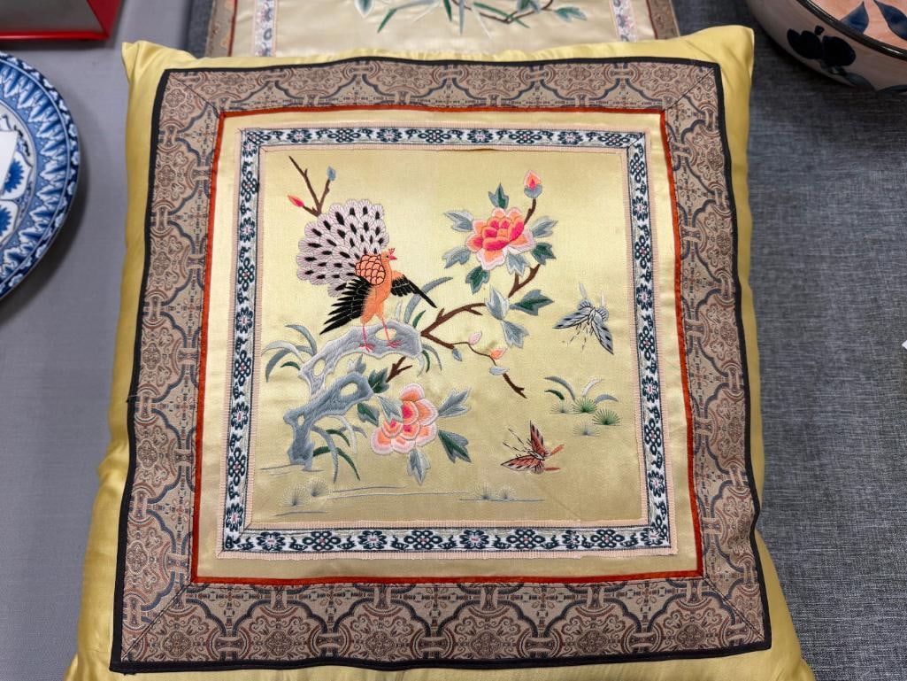 FOUR VINTAGE CHINESE SILK EMBROIDERED DECORATIVE PILLOWS WITH BROCADE BORDERS - 10