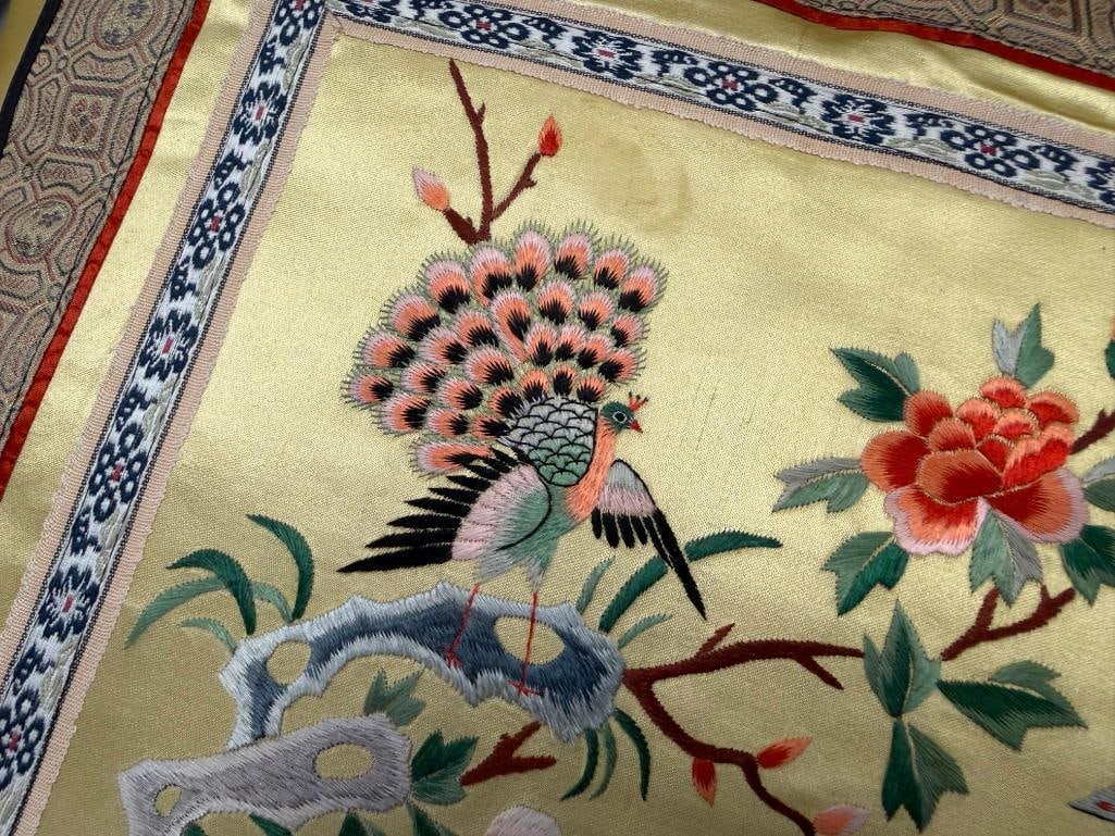 FOUR VINTAGE CHINESE SILK EMBROIDERED DECORATIVE PILLOWS WITH BROCADE BORDERS - 7