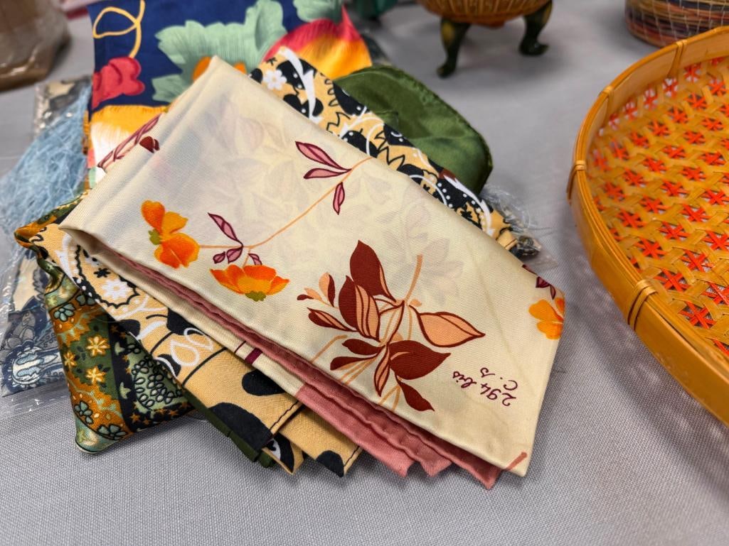 SIX WOMAN SILK SCARVES - 4