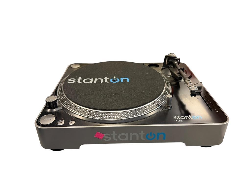 STANTON T.62 DIRECT DRIVE DJ TURNTABLE: INCLUDES ORIGINAL COVER, NOT TESTED MISSING POWER CORD