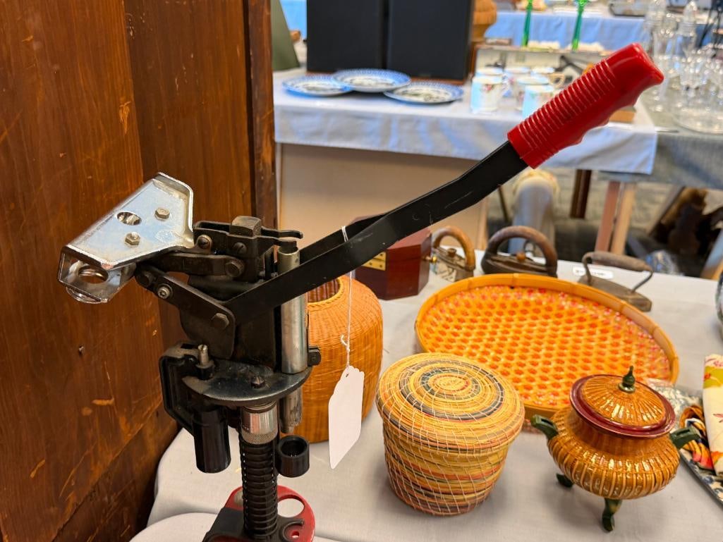 12 GA. MECJR RELOADING PRESS - 2