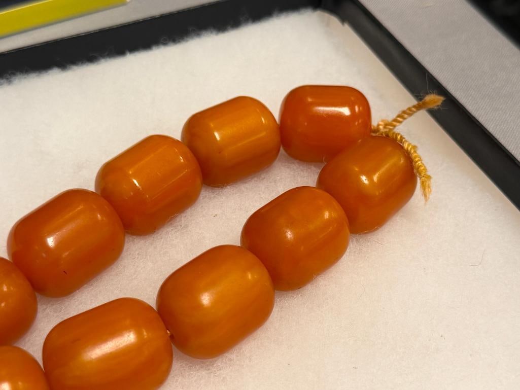 VINTAGE NATURAL BUTTERSCOTCH AMBER LARGE BEADED NECKLACE - 3