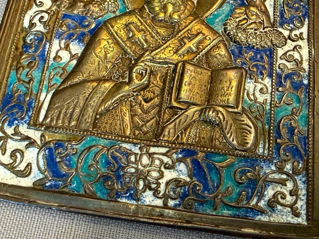 19TH CENTURY RUSSIAN TRAVEL RELIGOUS ICON BRASS ENAMELED PLAQUE OF ST. NICHOLAS - 5