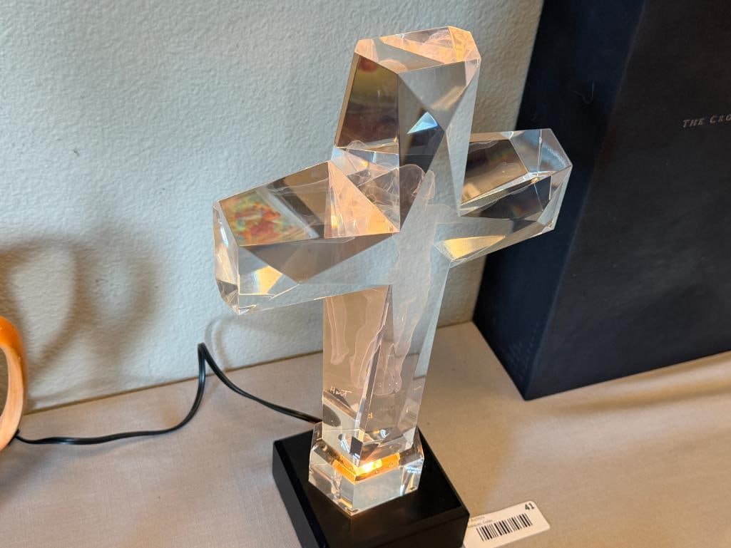 FREDERICK HART LIMITED EDITION ACRYLIC RELIGIUS ICON SCULPTURE THE CROSS OF THE MILLENIUM MAQUETTE - 2