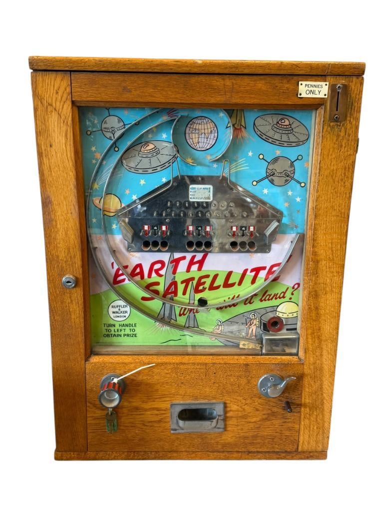1950'S EARTH SATELLITE PENNY ARCADE GAME ALLWIN STYLE MADE BY RUFFLER AND WALKER LTD. OF LONDON (1 of 12)