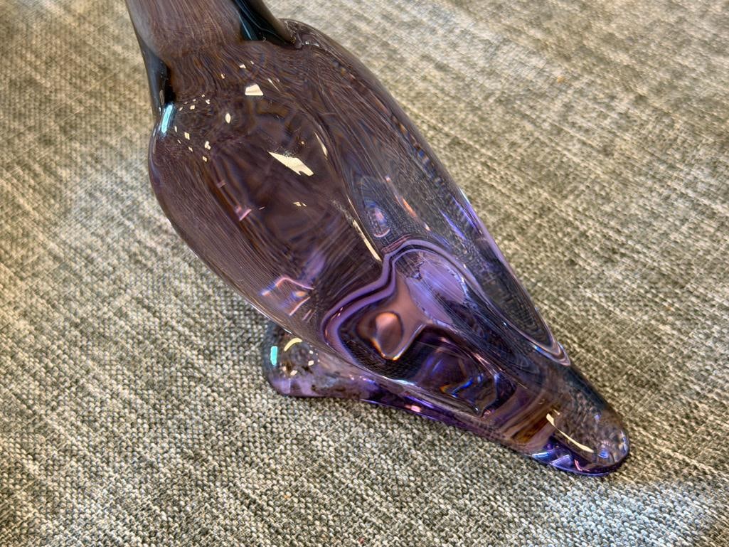 BACCARAT FINE FRENCH AMETHYST CRYSTAL PARROT PAPERWEIGHT / HAND COOLER RETIRED - 4