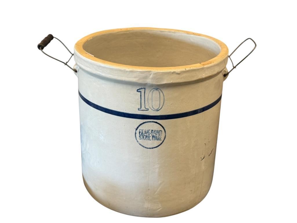 LARGE ANTIQUE BLUE BAND STONEWARE LARGE CROCK 10 GALLON (1 of 8)