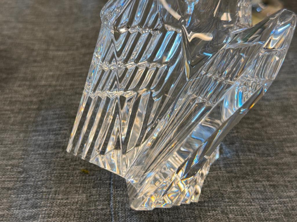1975 STEUBEN CRYSTAL EAGLE SCULPTURE DESIGNED BY DONALD POLLARD - 5
