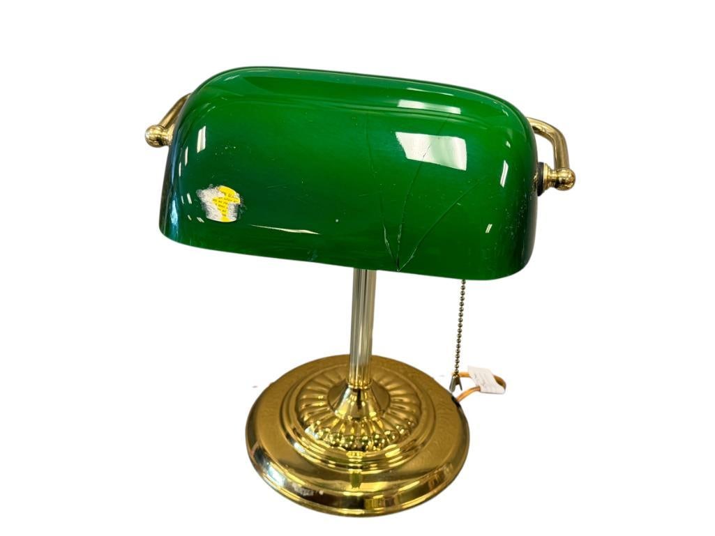 CLASSIC BRASS TONED BANKERS LAMP WITH GREEN GLASS SHADE: SHADE IS CRACKED 14" H