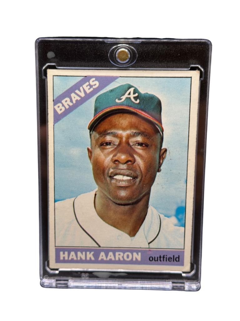 1966 TOPPS #500 HANK AARON BASEBALL CARD (1 of 8)
