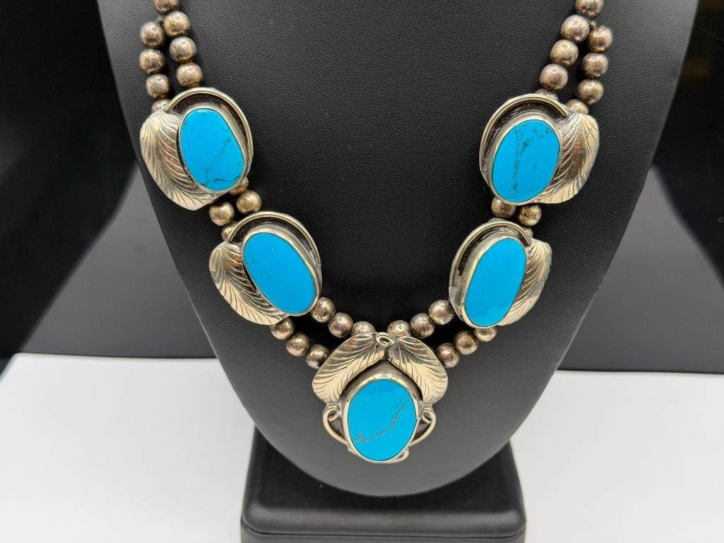 VINTAGE SILVERPLATED DYED HOWLITE SQUASH BLOSSOM NECKLACE - 2