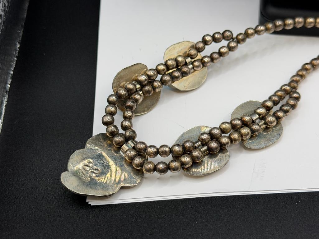 VINTAGE SILVERPLATED DYED HOWLITE SQUASH BLOSSOM NECKLACE - 5